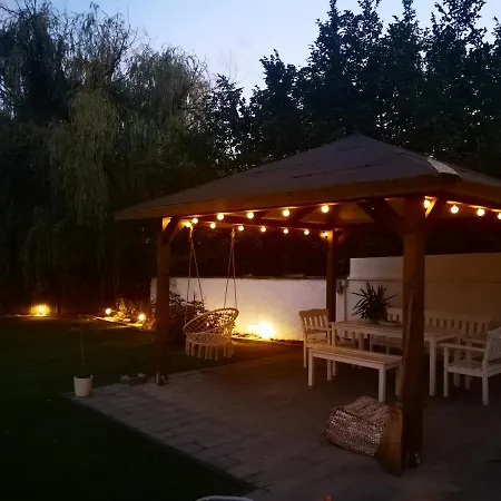 Apartament Velelak *